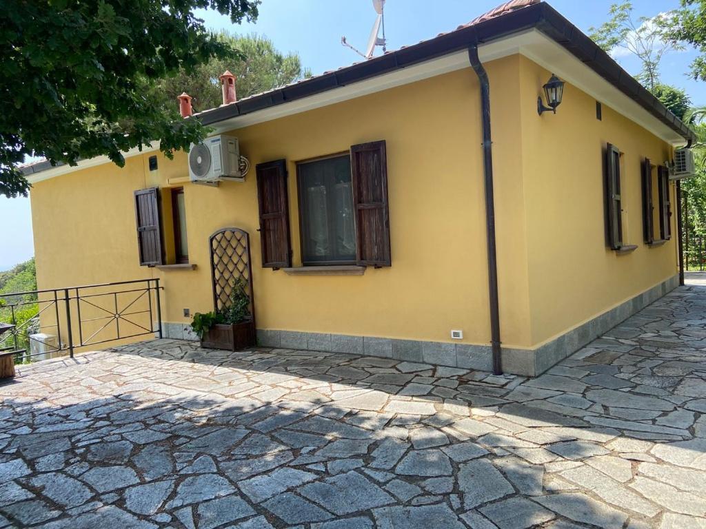 Villa Antonella Castellina Marittima Exterior photo